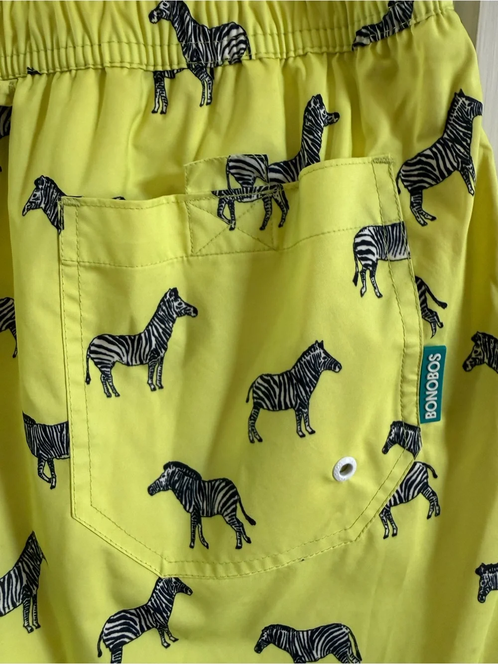 Bonobos Rock the Croc Men's Yellow Zebra Print Swim Trunks 7” size small